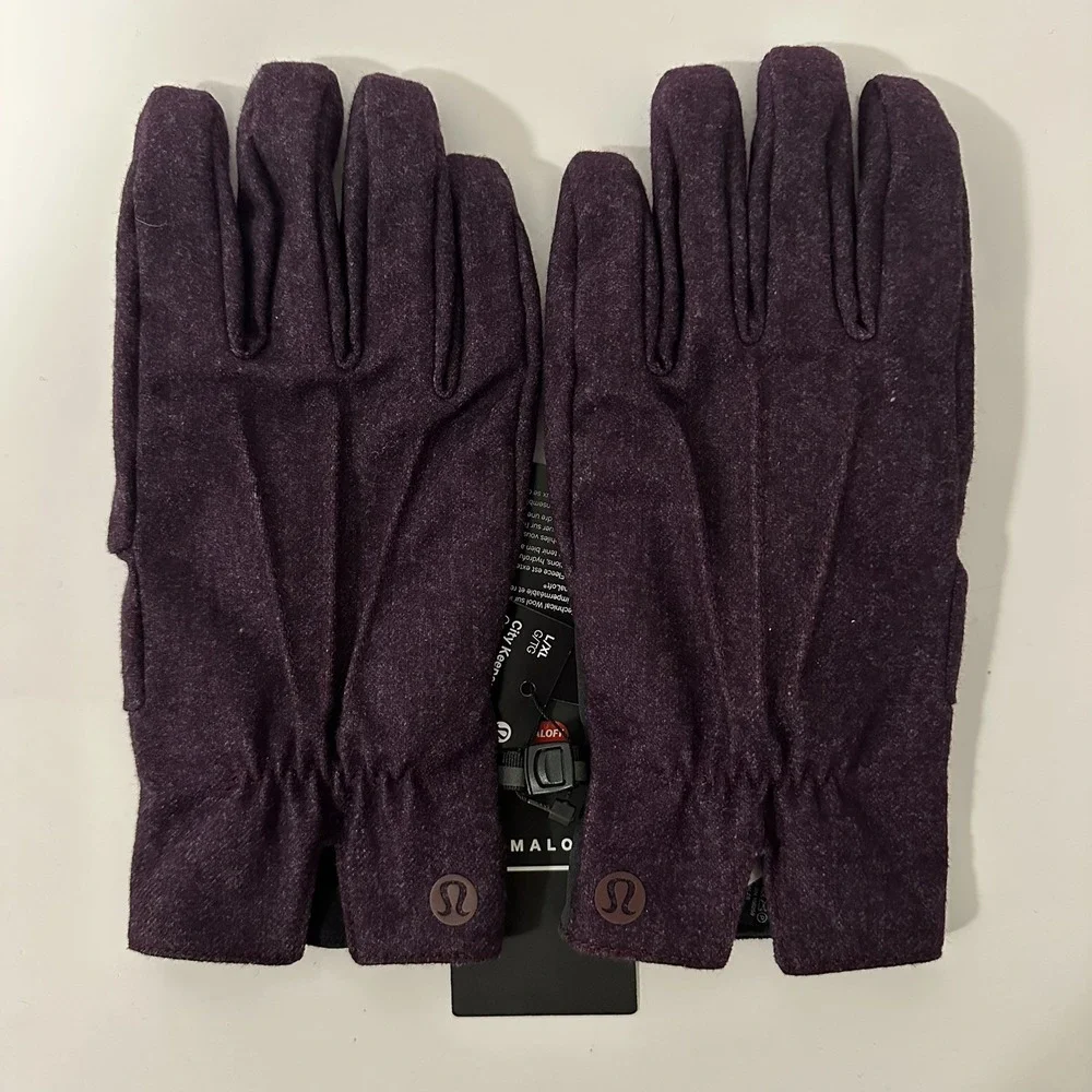 Women's Lululemon CITY KEEPER GLOVES - NWT Size -‎ L/XL Maroon Wool